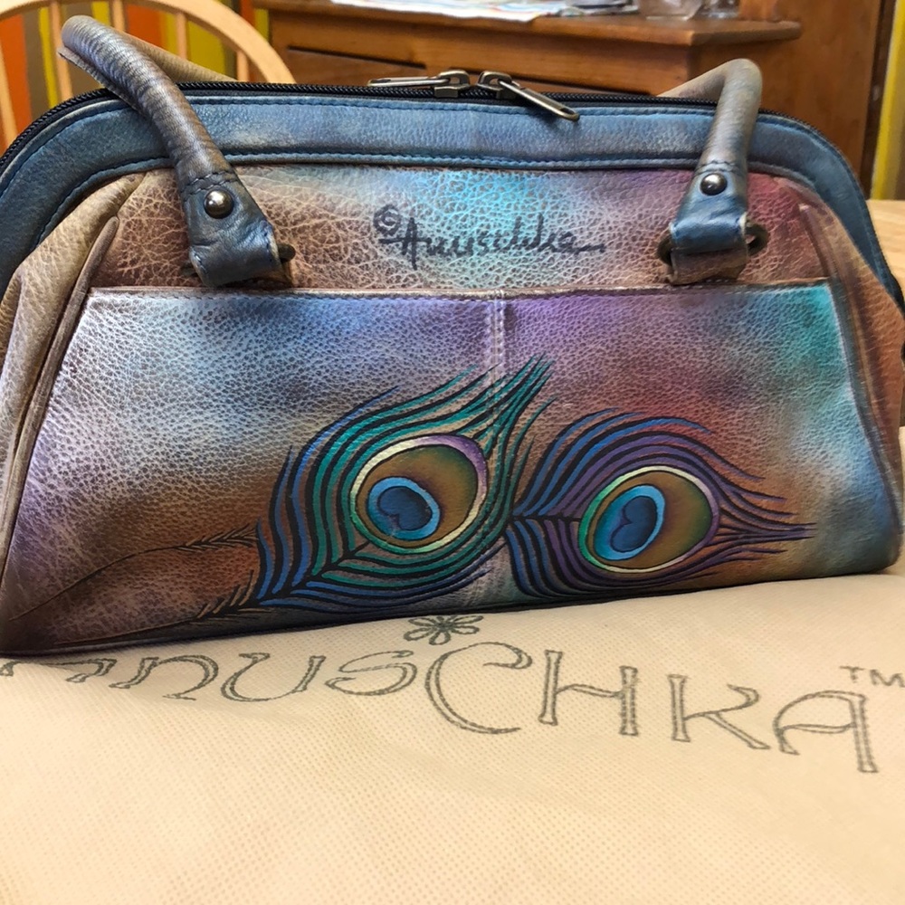 Anuschka w/classic peacock feather design